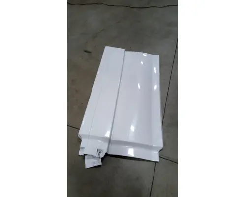 Sleeper Fairing   K &amp; R Truck Sales, Inc.
