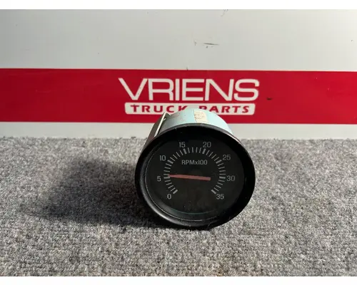 Tachometer   Vriens Truck Parts