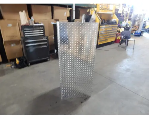 Battery Box  LONESTAR K &amp; R Truck Sales, Inc.