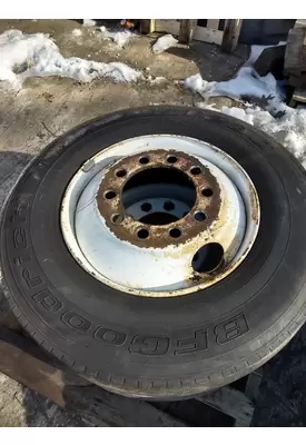 10R22.5  Tire and Rim