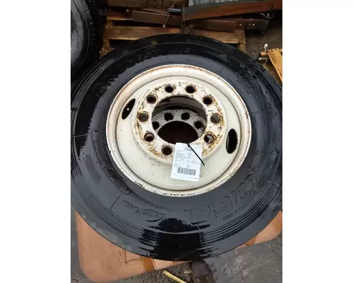 10R22.5  Tire and Rim