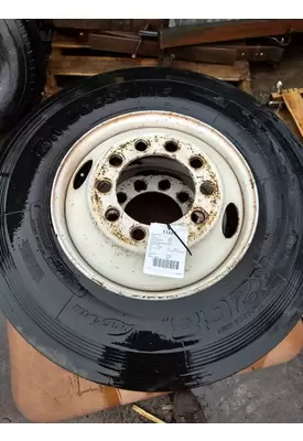 10R22.5  Tire and Rim