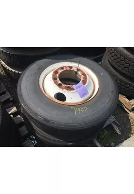 10R22.5  Tire and Rim