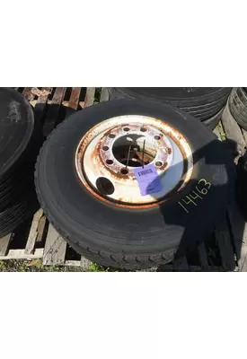 10R22.5  Tire and Rim