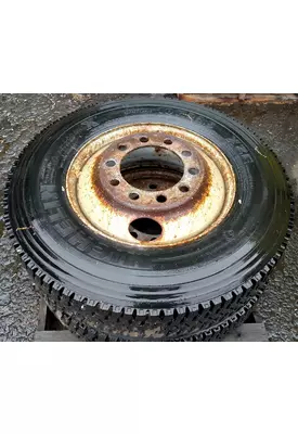 10R22.5  Tire and Rim