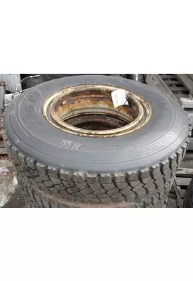 10R22.5  Tire and Rim