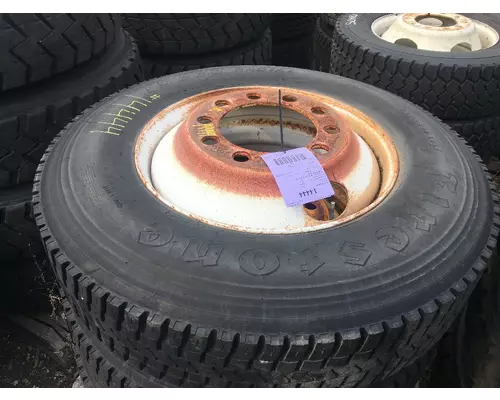 Tire And Rim 10R22.5  Camerota Truck Parts