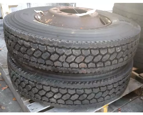 Tire And Rim 10R22.5  Camerota Truck Parts