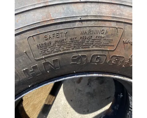 11R22.5 Other Tire and Rim