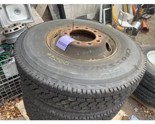 11R22.5  Tire and Rim