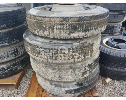Tire And Rim 11R22.5 Other Machinery And Truck Parts