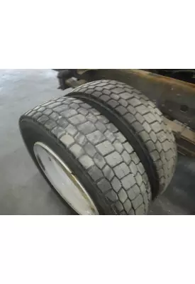 19.5 REAR LO PRO Tires