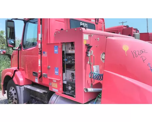 2 CYLINDERS BEHIND CAB ENCLOSED CNG FUEL SYSTEM