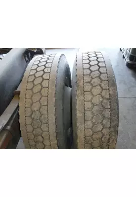 22.5 REAR LO PRO Tires