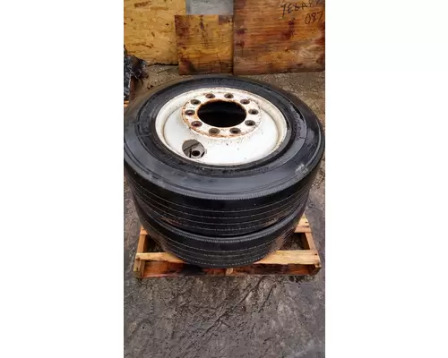 275/80/R22.5 275/80/R22.5 Tire and Rim