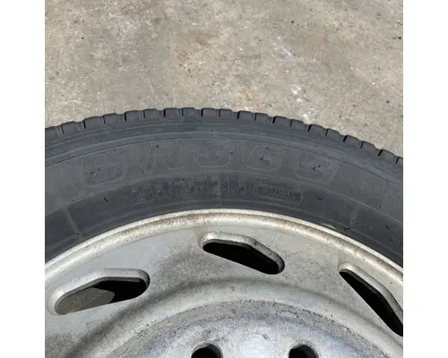 285/75R24.5 Other Tire and Rim