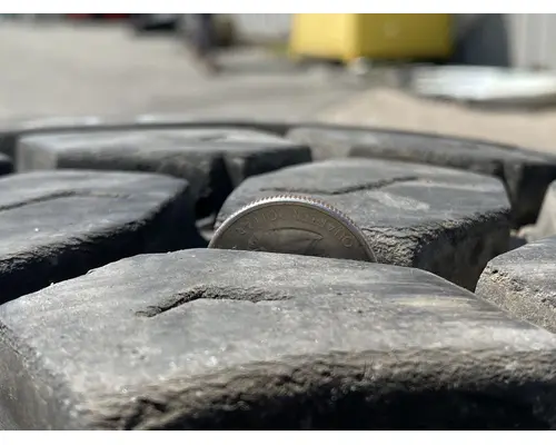 285/75R24.5 Other Tire and Rim