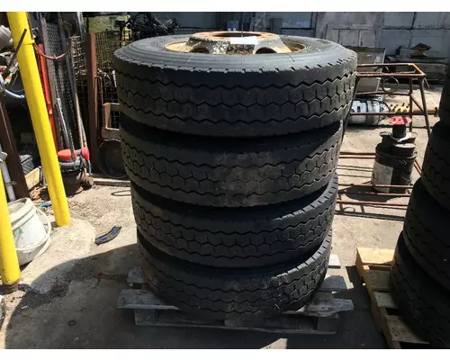 295/75/R22.5 Tire and Rim in Enfield, CT #13597