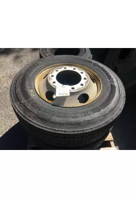 295/75/R22.5  Tire and Rim