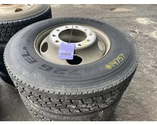 295/75/R22.5  Tire and Rim