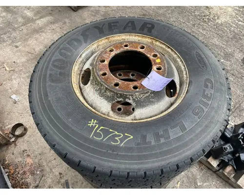 295/75/R22.5  Tire and Rim