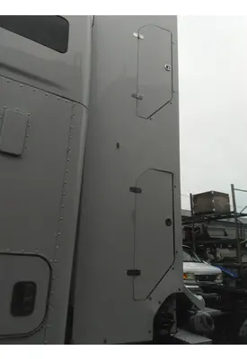 3 CYLINDERS BEHIND CAB ENCLOSED CNG FUEL SYSTEM