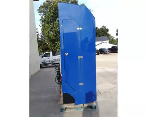 3 CYLINDERS BEHIND CAB ENCLOSED CNG FUEL SYSTEM