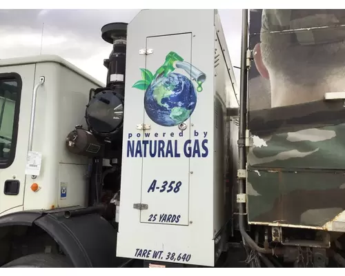 3 CYLINDERS BEHIND CAB ENCLOSED CNG FUEL SYSTEM