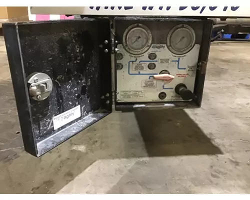 3 CYLINDERS BEHIND CAB ENCLOSED CNG FUEL SYSTEM