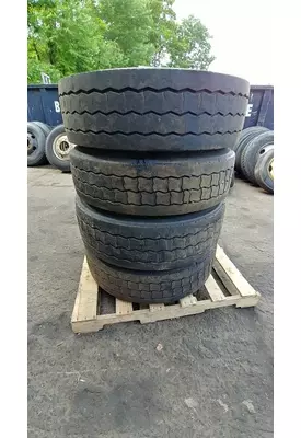 305/70R22.5  Tire and Rim