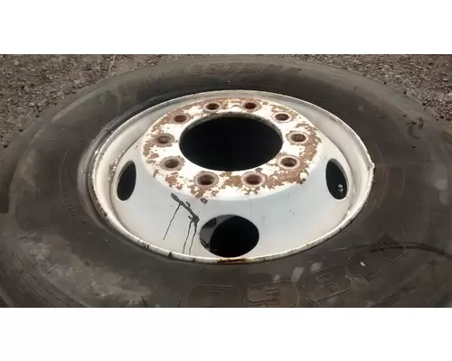 315/80/R22.5  Tire and Rim