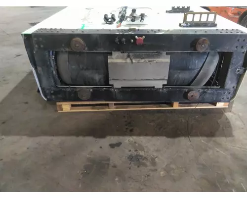 4 CYLINDERS BEHIND CAB ENCLOSED CNG FUEL SYSTEM