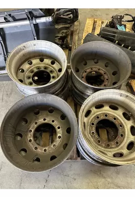 ALCOA 22.5 X 8.25 Wheel