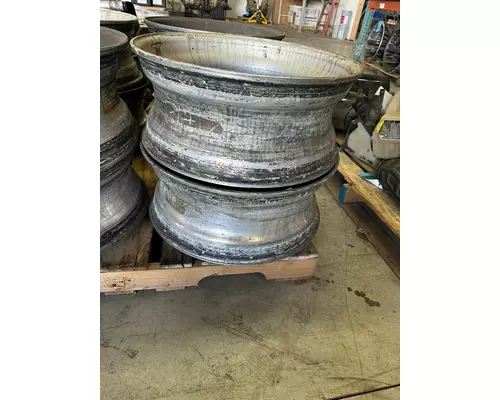 ALCOA 22.5 X 8.25 Wheel