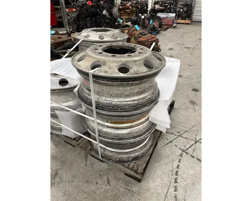 ALCOA 22.5 X 8.25 Wheel