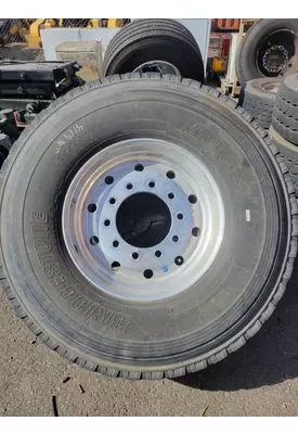 ALCOA 22.5x12.25 HP Tire and Wheel