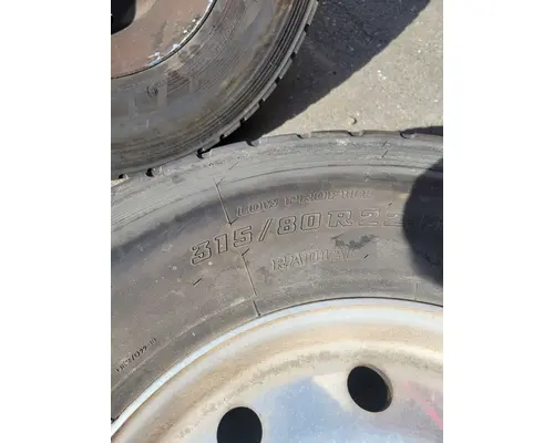 ALCOA 22.5x9.00 Tire and Wheel