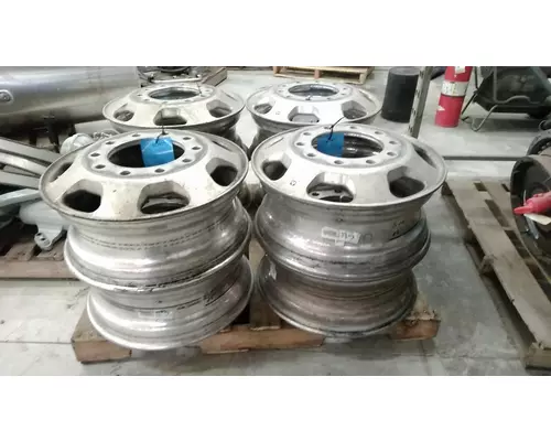 ALCOA Kenworth Signature 22.5 HP Wheel