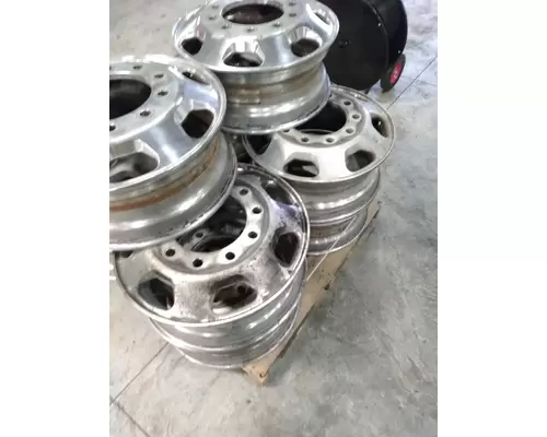 ALCOA Kenworth Signature 22.5 HP Wheel