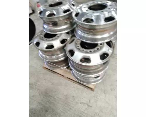 ALCOA Kenworth Signature 22.5 HP Wheel