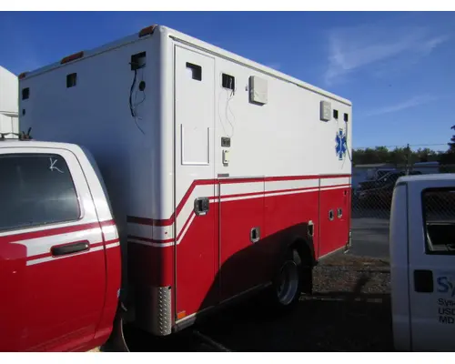 AMBULANCE BODY HORTON TRUCK BODIES, BOX VANFLATBEDUTILITY