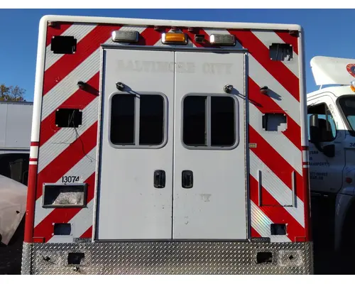 AMBULANCE BODY HORTON TRUCK BODIES, BOX VANFLATBEDUTILITY