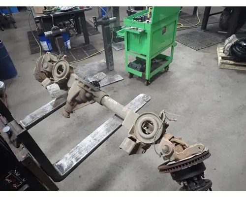 AMERICAN AXLE  AAM 925 Beam Axle Assy, Fr (4WD)