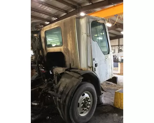 AMERICAN LAFRANCE CONDOR (BASE TRUCK) CAB