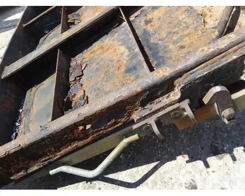 ANTHONY MTU SERIES LIFT GATE ASSEMBLY