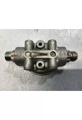 ASV RT120 FORESTRY Fuel Filter Base
