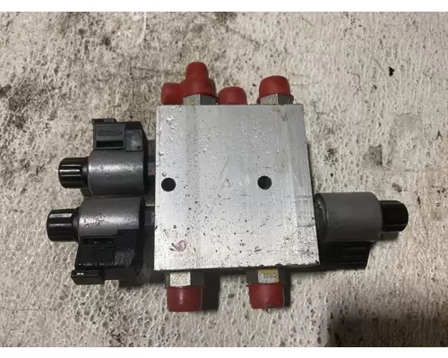 ASV RT40 Equip Hydraulic Valve