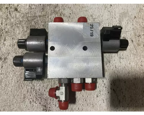 ASV RT40 Equip Hydraulic Valve