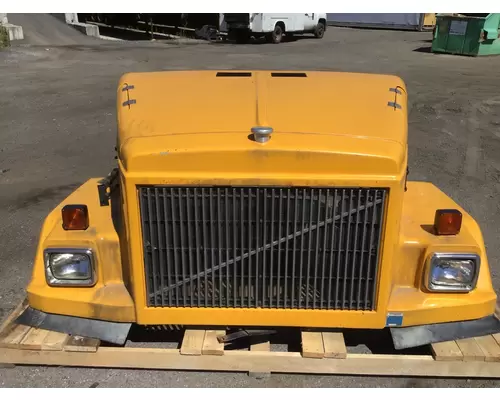 AUTOCAR ACL Hood