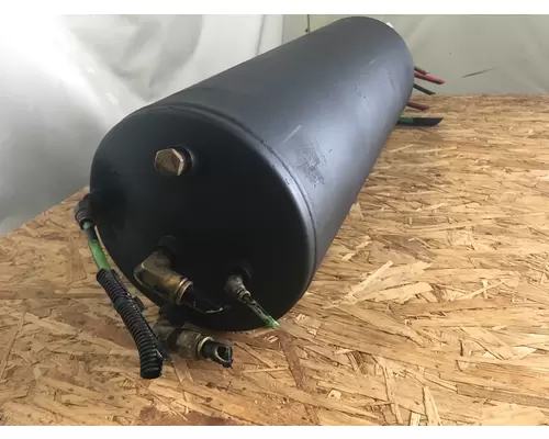 AUTOCAR ACX64 Air Tank